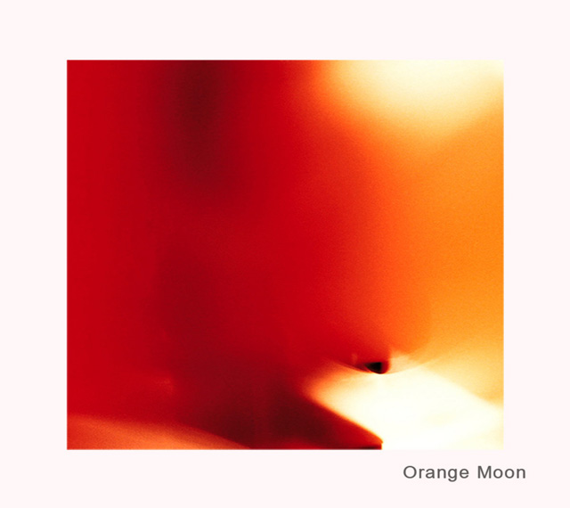 Bestand:OrangeMoonOrangeMoonCDalbumscan - 0050504.jpg