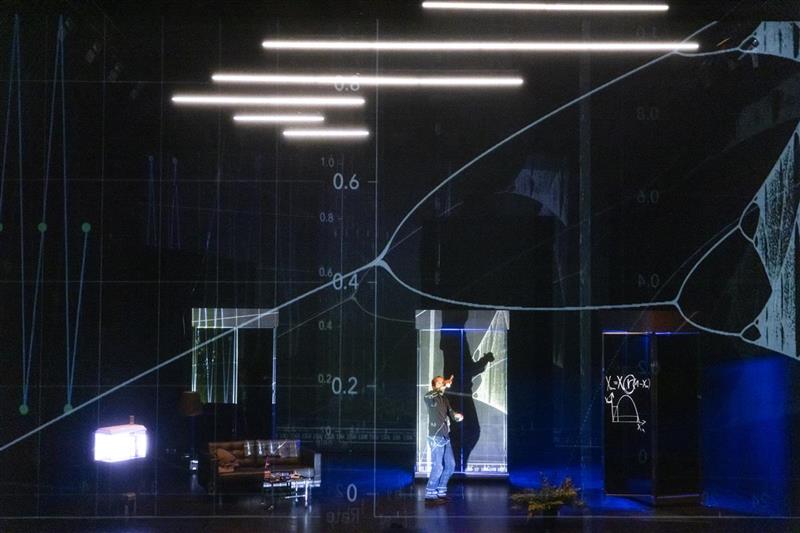 Bestand:Chaos thomas-ryckewaert.jpg