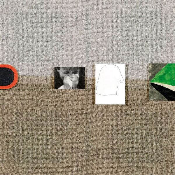 Bestand:SCHNTZLCatwalkCDalbumscan - 0050024.jpg