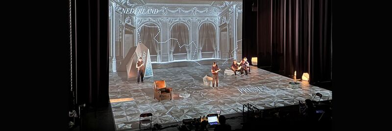 Bestand:Zinc-théâtre-liège.jpg