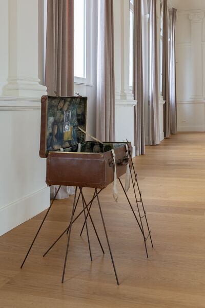 Bestand:04 DeKoffer TamaraDePrest.jpg