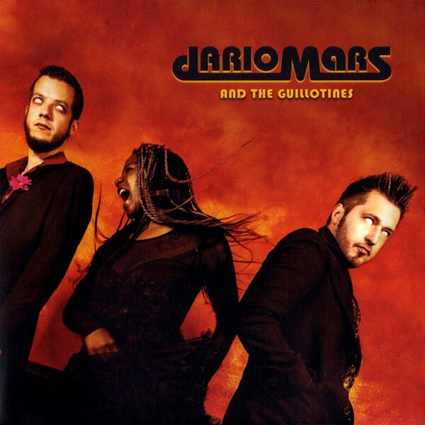 Bestand:DarioMarsandtheGuillotinesThelastsoapbubblecrashCDalbumscan - 0049283.jpg