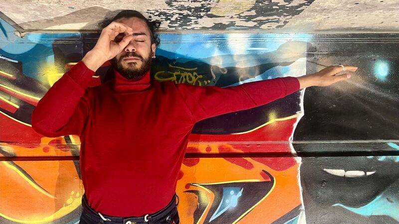 Bestand:Every-body-knows-what-tomorrow-brings .jpg