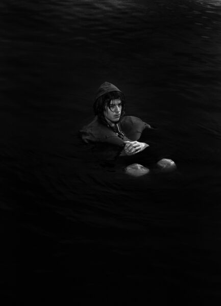 Bestand:FLOATING JACKET (2018).jpg