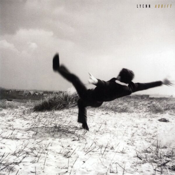 Bestand:LyennAdriftVinylLPalbumscan - 0051110.jpg
