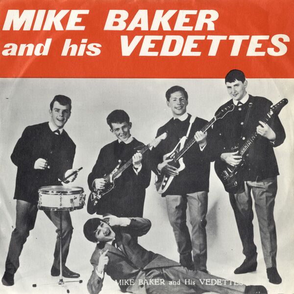 Bestand:MikeahisVendettesBakerJabbedabbedoeVinyl7Scan - 0011716.jpg