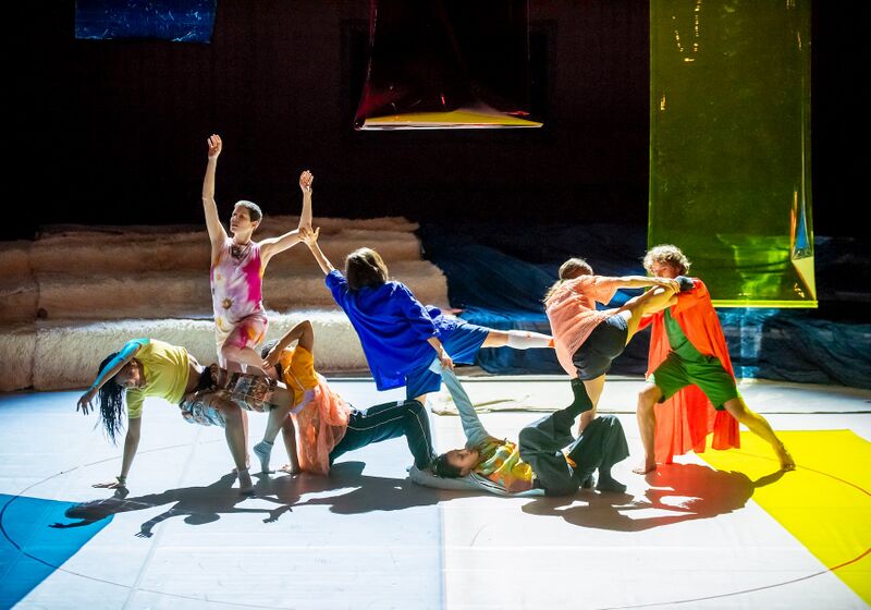 Bestand:NOW WE ARE EARTH An Orchestra.jpg