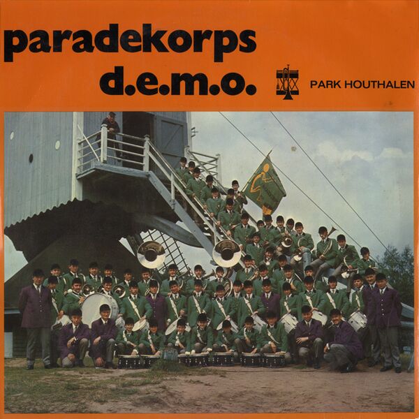 Bestand:ParadekorpsDEMOParadekorpsDEMOVinylLPalbumscan - 0043389.jpg