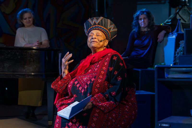 Bestand:Passio-Maribeth Diggle.jpg