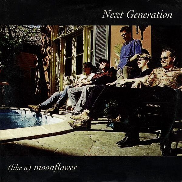 Bestand:TheNextGenerationLikeaMoonflowerCDsinglescan - 0032748.jpg